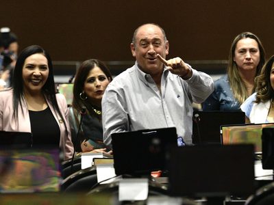 AMLO ventila a Gutiérrez Luna y Moreira por tendencia del PRI en Ley Minera