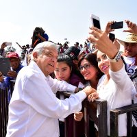Despreocupa a AMLO propuesta de segunda vuelta en elección presidencial