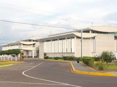 Entregan a la Sedena los aeropuertos de Palenque, Uruapan y Puebla