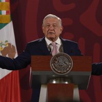 "Twitter, que cada vez se desprestigia más, por eso ya ni lo quieren comprar": AMLO