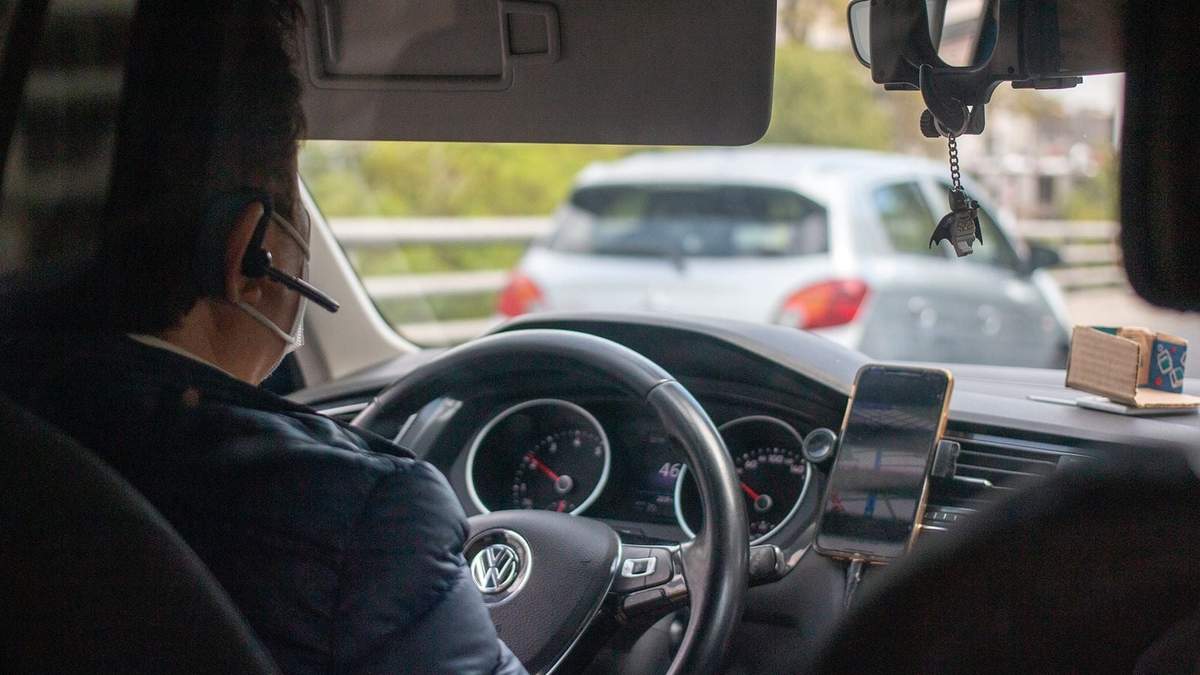 Un conductor de Uber
