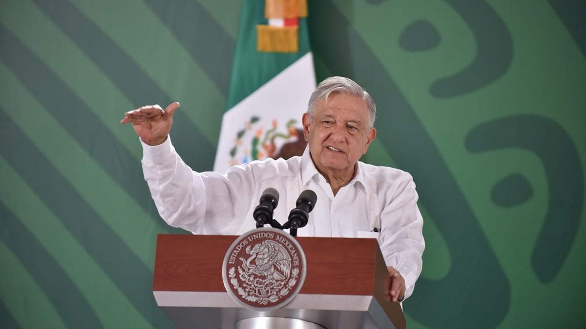 El presidente en la conferencia de este miércoles en Colima