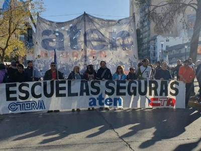 Agosto comenzará con paro y movilización docente en toda la provincia