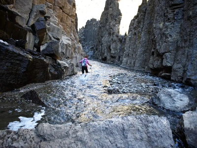 Aventura en Neuquén: el imperdible trekking del Cajón del Covunco que enamora a los viajeros