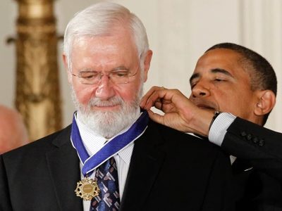 Falleció el doctor William Foege, líder en la erradicación de la viruela