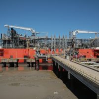 YPF canceló un contrato de licuefacción de gas con Exmar y deberá pagar un monto millonario