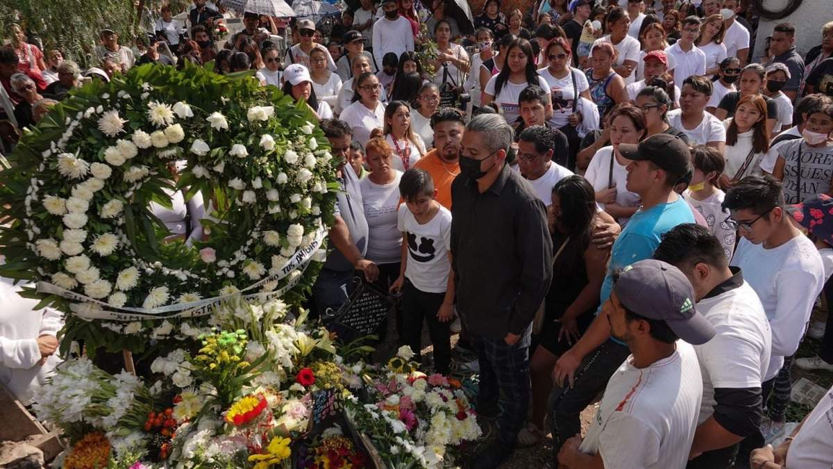 Familiares y amigos dan último adiós a Patzy