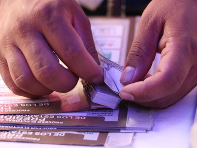 Comisión del INE aprueba diseño e impresión de la papeleta para la revocación de mandato