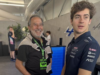 Franco Colapinto y Guillermo Francella se encontraron en Canadá