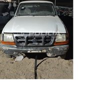 Allanaron un desarmadero clandestino en la meseta y hallaron vehículos y armas