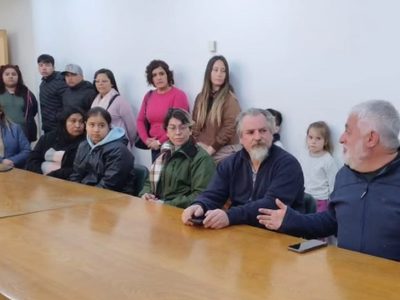 Padres de alumnos del CPEM 67 reclaman por falta de calefacción, tras una semana sin clases