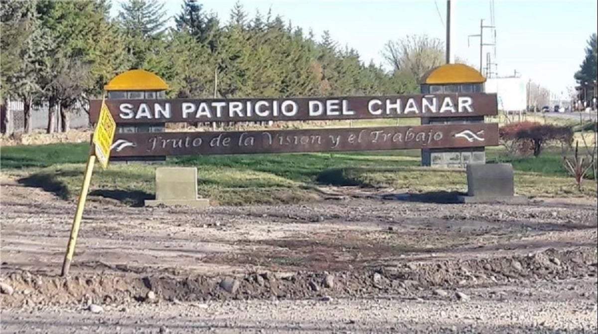 El allanamiento se realizó en un barrio de San Patricio del Chañar. Fuente: Neuquén al Instante)