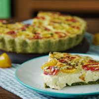 Tarta con 5 ingredientes: la más fácil del mundo y salvadora para un almuerzo en menos de 20 minutos