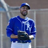 El pitcher mexicano Joakim Soria regresa a los Reales