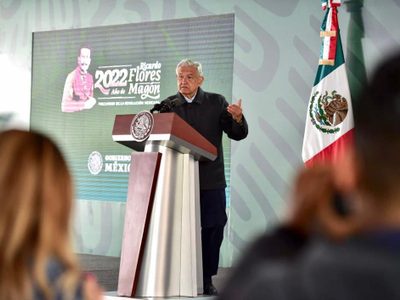 López Obrador advierte que reclamará a Joe Biden por financiar campaña en contra de su gobierno