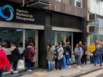 Con pasaporte en mano, localizaron al extitular del ANDIS
