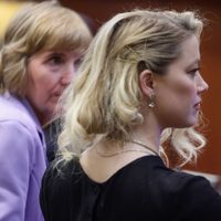 Así reaccionaron Amber Heard y Johnny Depp tras el fallo del jurado