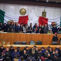 Son vinculados a proceso 14 simpatizantes de MC por vandalizar congreso de NL