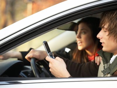 ¿Medir WhatsApp en metros? Esta es la distancia que usás para mandar un mensaje