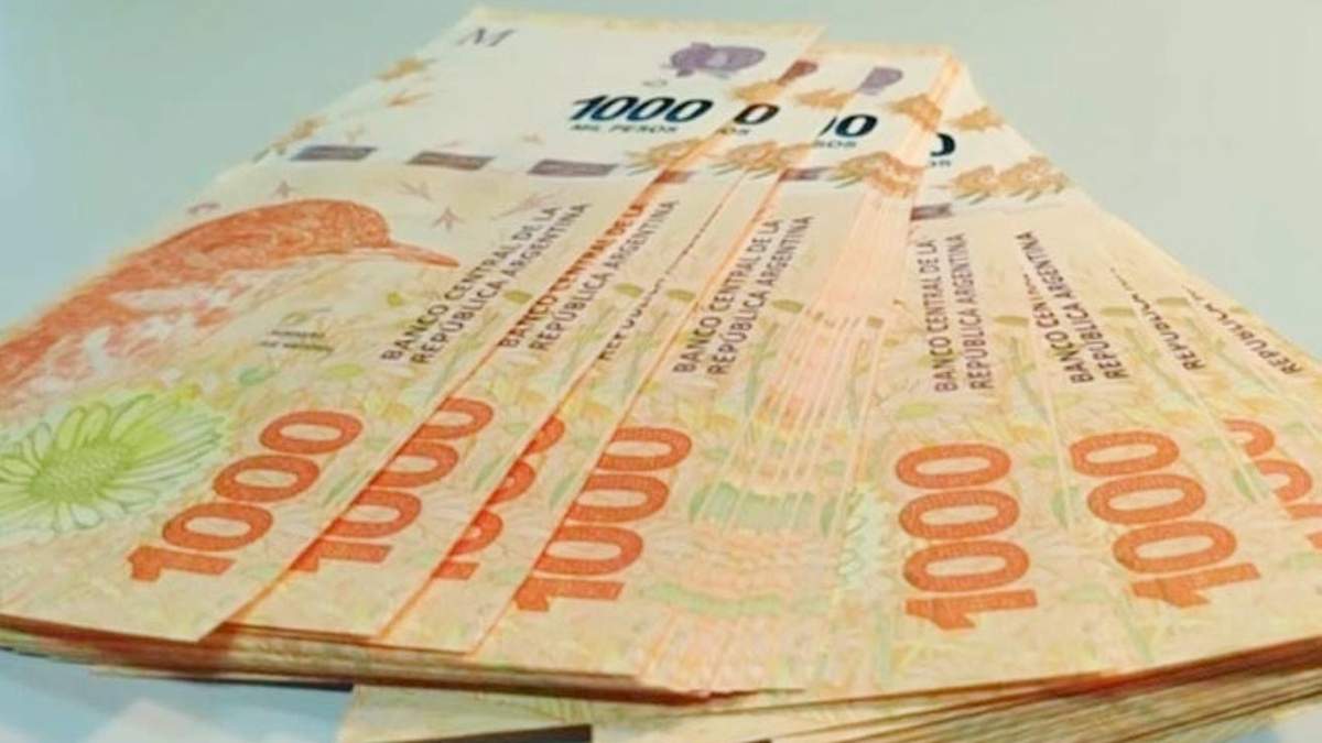 Billetes de 1.000 pesos. Fuente: (Twitter)