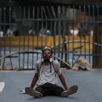 Fallece otro joven en Venezuela; suman 25 muertos en protestas