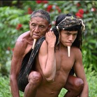 Joven de la Amazonia cargó a su padre durante 12 horas para llevarlo a vacunar contra covid-19