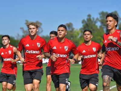 Podría ser rival en la Copa: el multicampeón con River que está cerca de un gigante de Sudamérica