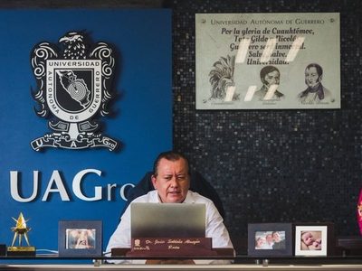 Sin oposición, Javier Saldaña Almazán gana la rectoría de la UAGro... por tercera vez consecutiva