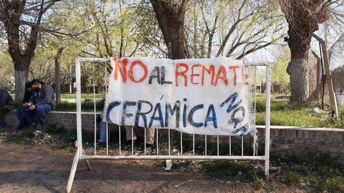 Conflicto en la Cerámica Neuquén. Fuente: (Twitter)