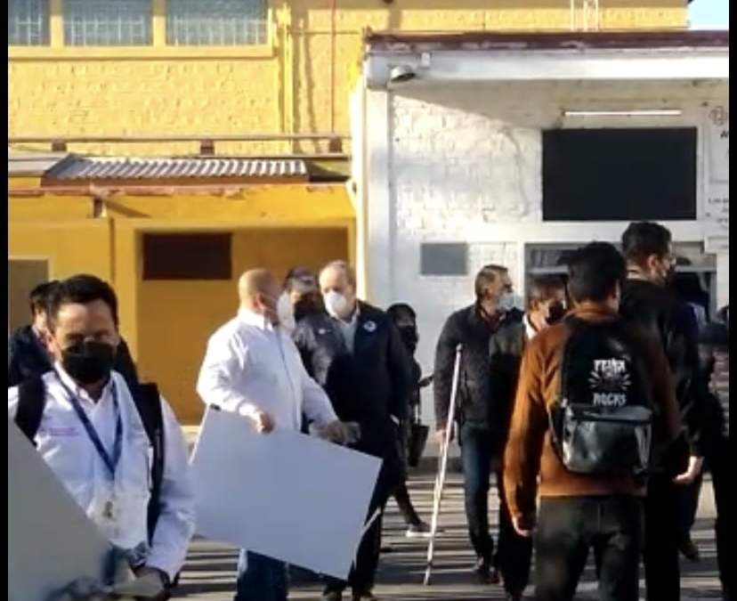 El gobernador de Jalisco, Enrique Alfaro, visitó el Caisame