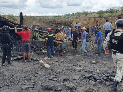 AMLO instruye apoyo en rescate de mineros atrapados en mina de Coahuila
