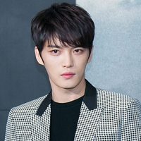 ¡Se le fue de las manos! Estrella del K-Pop bromea con el Coronavirus y es criticado por sus fans