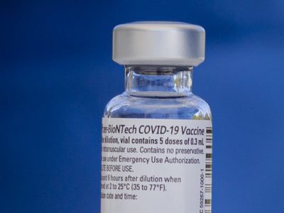 Pfizer pedirá vacunar a menores de cinco años contra covid-19