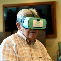 Realidad virtual abre puertas para que personas mayores forjen vínculos en la vida real