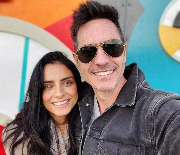 Aislinn Derbez y Mauricio Ochmann. Fuente: (Instagram).