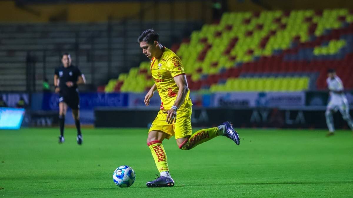 El futbolista Uziel García