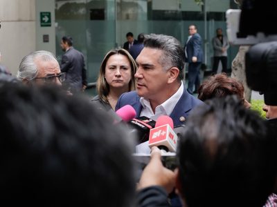 “Esto ocurre cuando se es oposición”, dice “Alito” Moreno sobre solicitud de desafuero