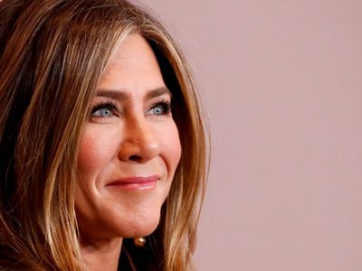 ¿Todas la copian? El icónico look de Jennifer Aniston que las grandes estrellas eligen lucir