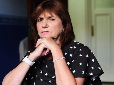 Patricia Bullrich: "Absténgase de entrometerse en orden legal sucesorio de la provincia"