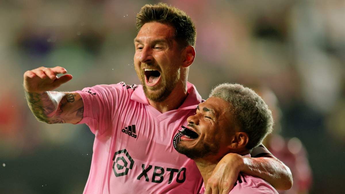 Messi festeja su primer gol con el Inter Miami