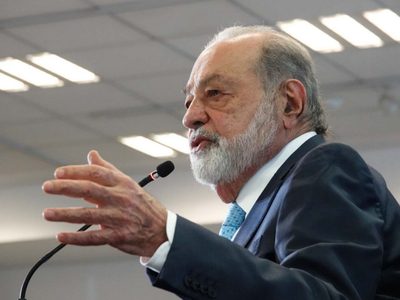 Carlos Slim denuncia falta de pagos de Pemex por Quesqui e Ixachi