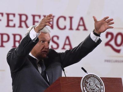 Ante freno a su reforma electoral, AMLO se resigna y anuncia envío de nueva iniciativa