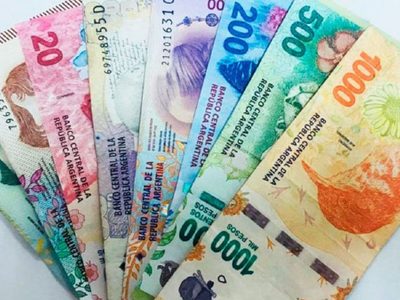 Los billetes que ya no valen nada, pero con los que podes ganar una fortuna