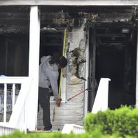 Nueve personas murieron por incendio en asilo para personas de la tercera edad en Massachusetts