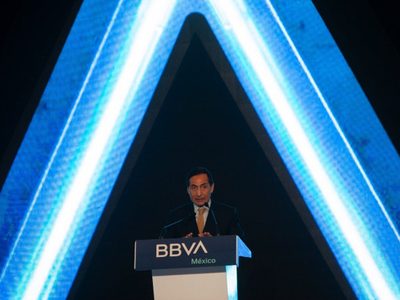 Ramírez de la O reconoce: Economía no está en situación ideal para enfrentar una crisis