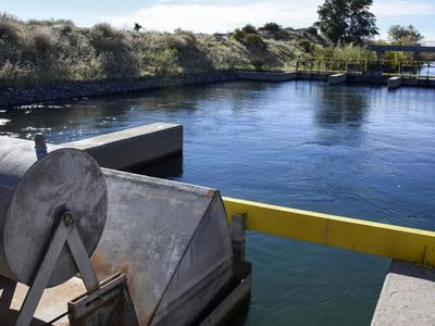 El sistema de riego La Picacita en Picún Leufú incorpora tecnología para frenar el ingreso de arena