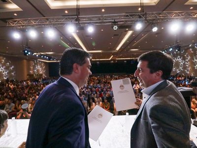 Daniel Arroyo presentó Argentina contra el Hambre con Jorge Capitanich