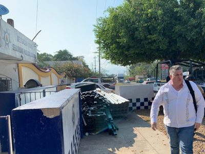 Sicarios del CJNG atacan base policiaca de Acayucan tras detención de 'La Cuija”