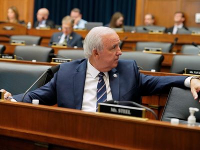 "México ha sido más un enemigo que un socio de EU", acusa congresista republicano
