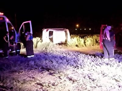 Insólito accidente de tránsito: un niño de 12 años les robó el auto a sus padres y volcó en plena ruta